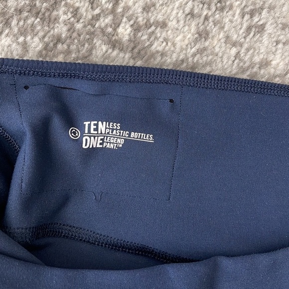 Navy Nike’s Dri-Fit One Legend Pant - Picture 5 of 7